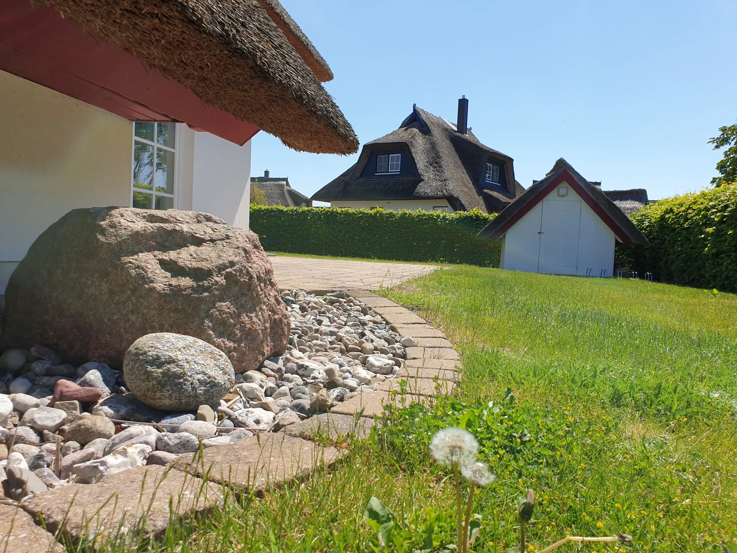 Ferienhaus Findling — Zempin — Außenanlagen